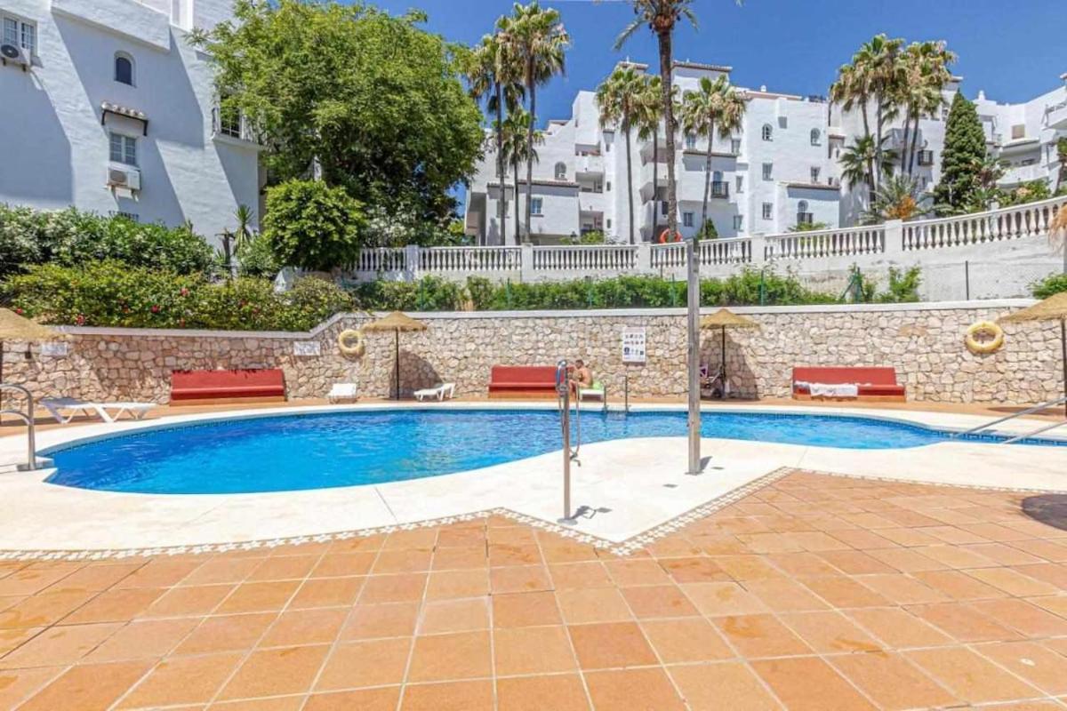 797 Holiday Rentals - Apartamento En Pueblo Quinta A 1 Min De La Playa 贝纳尔马德纳 外观 照片