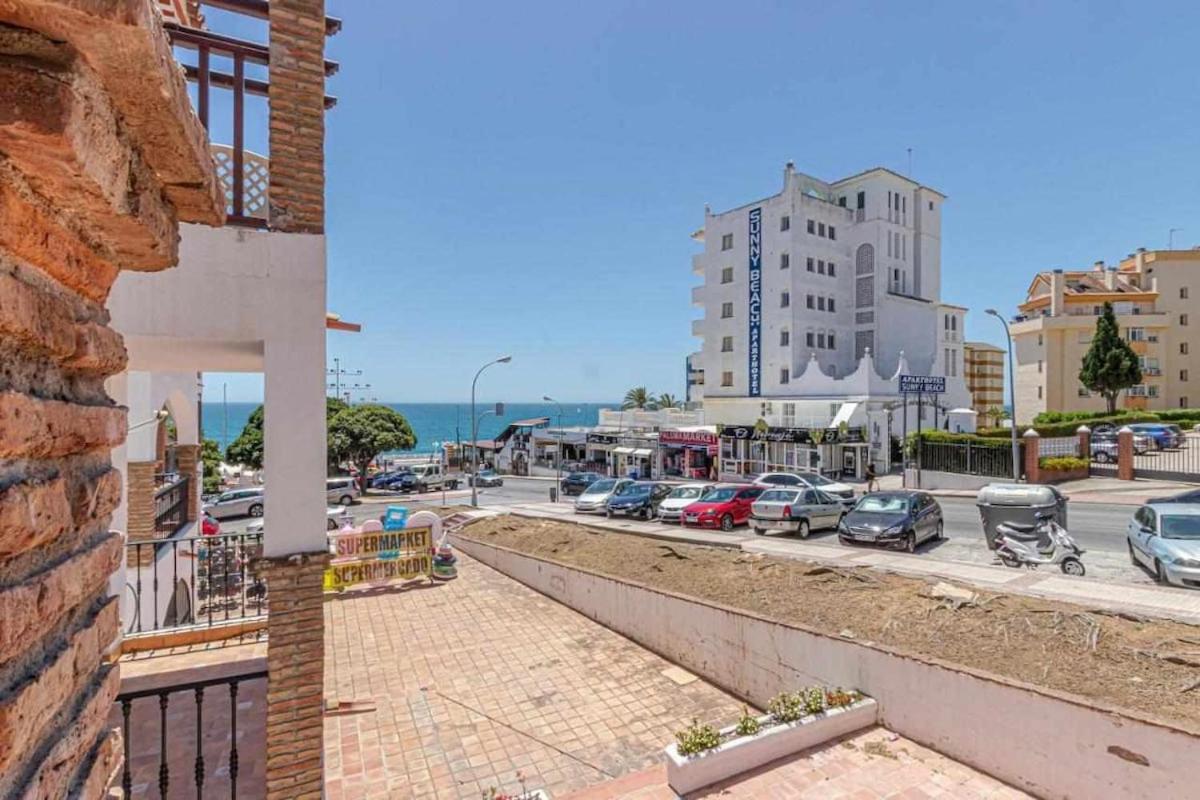 797 Holiday Rentals - Apartamento En Pueblo Quinta A 1 Min De La Playa 贝纳尔马德纳 外观 照片