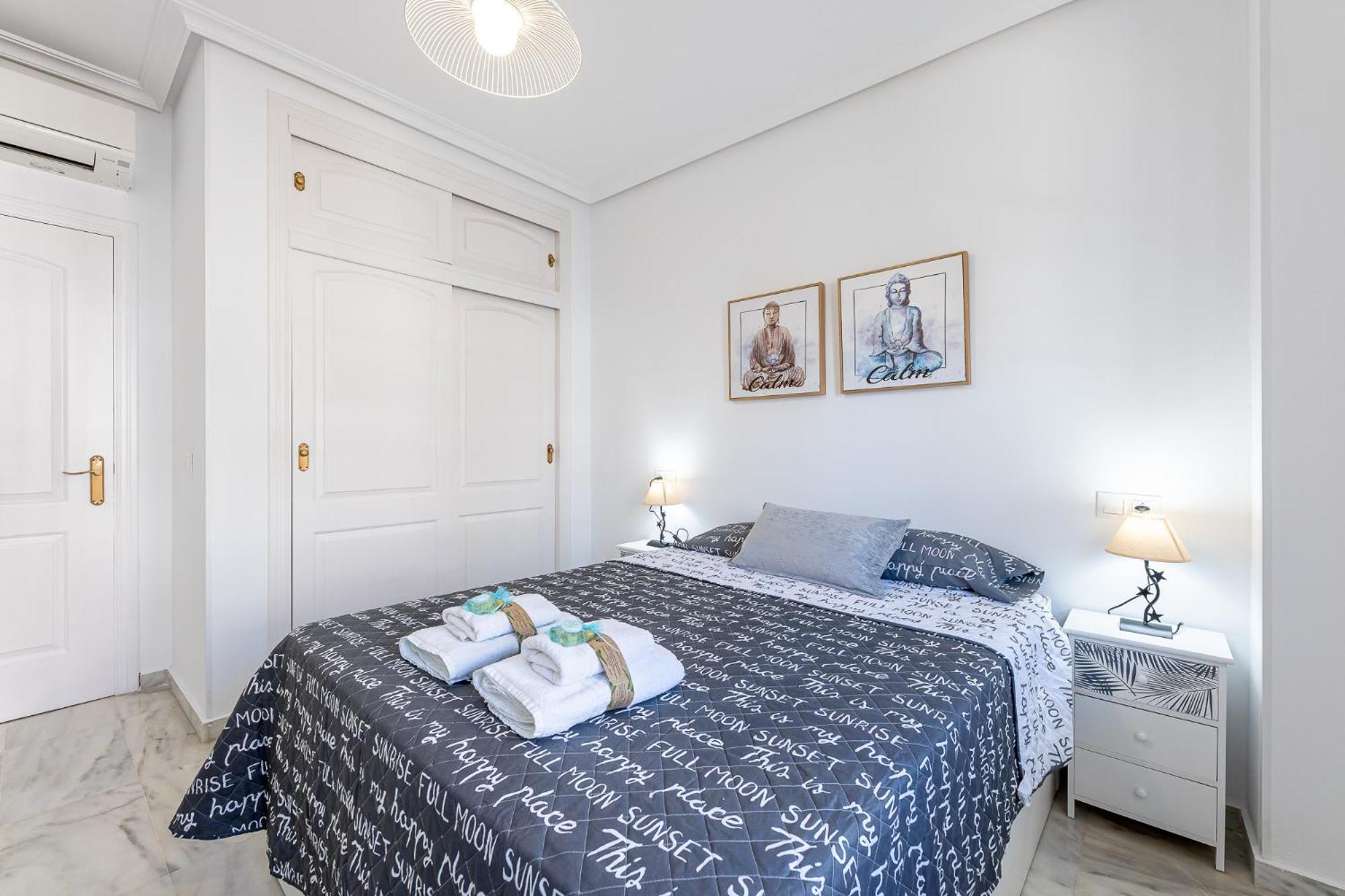 797 Holiday Rentals - Apartamento En Pueblo Quinta A 1 Min De La Playa 贝纳尔马德纳 外观 照片