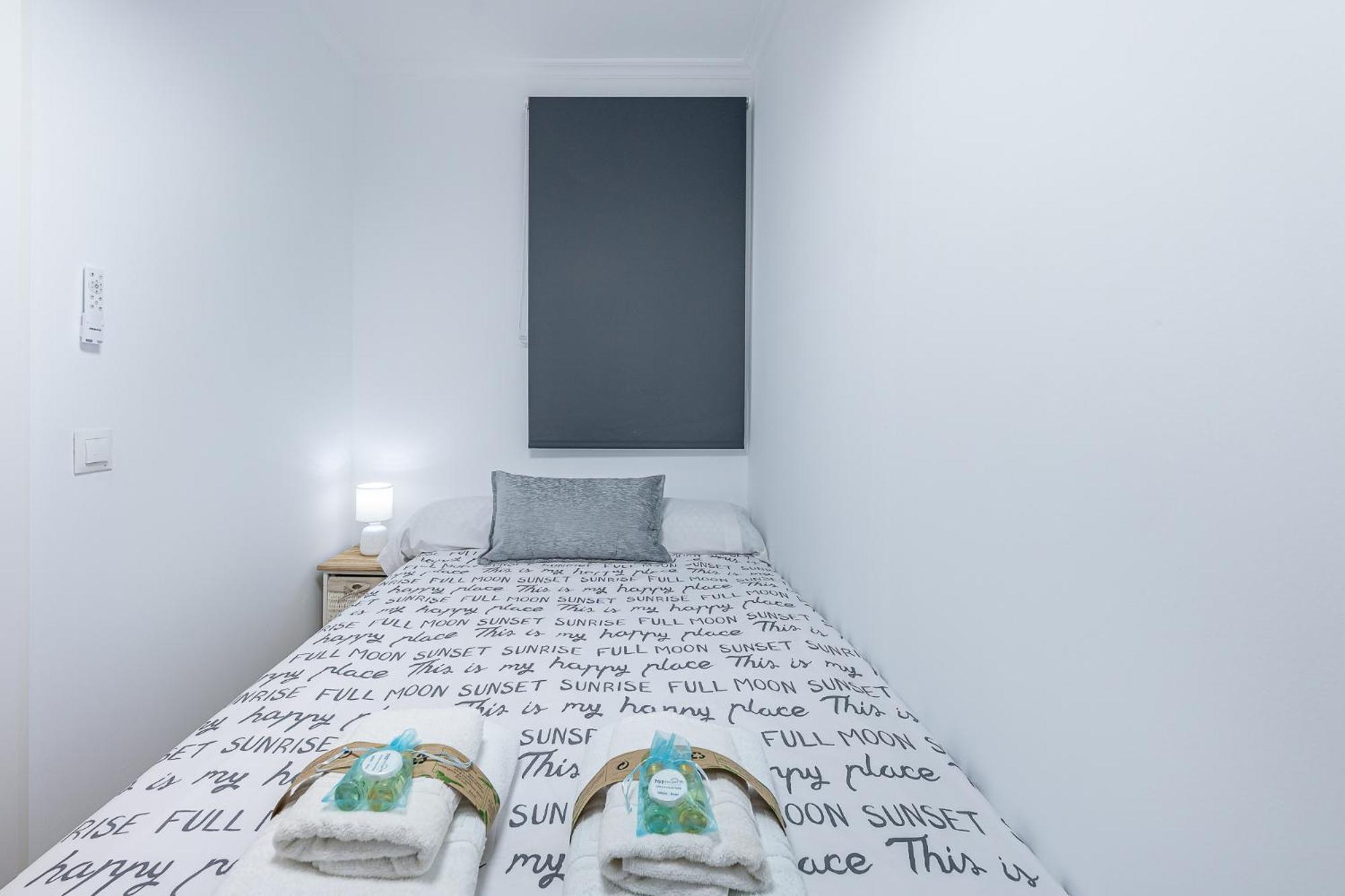 797 Holiday Rentals - Apartamento En Pueblo Quinta A 1 Min De La Playa 贝纳尔马德纳 外观 照片