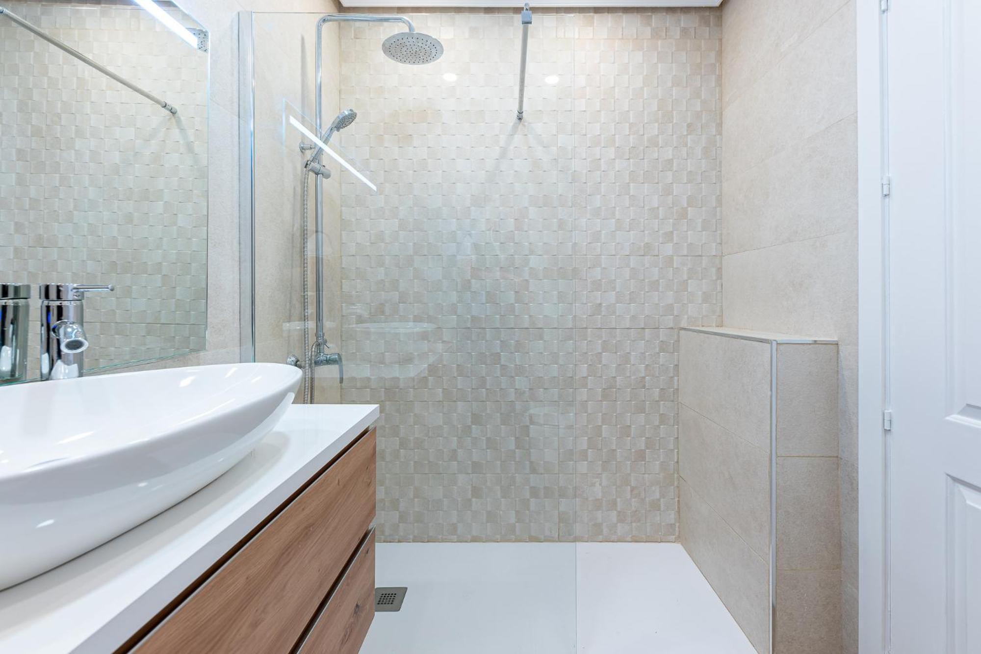 797 Holiday Rentals - Apartamento En Pueblo Quinta A 1 Min De La Playa 贝纳尔马德纳 外观 照片